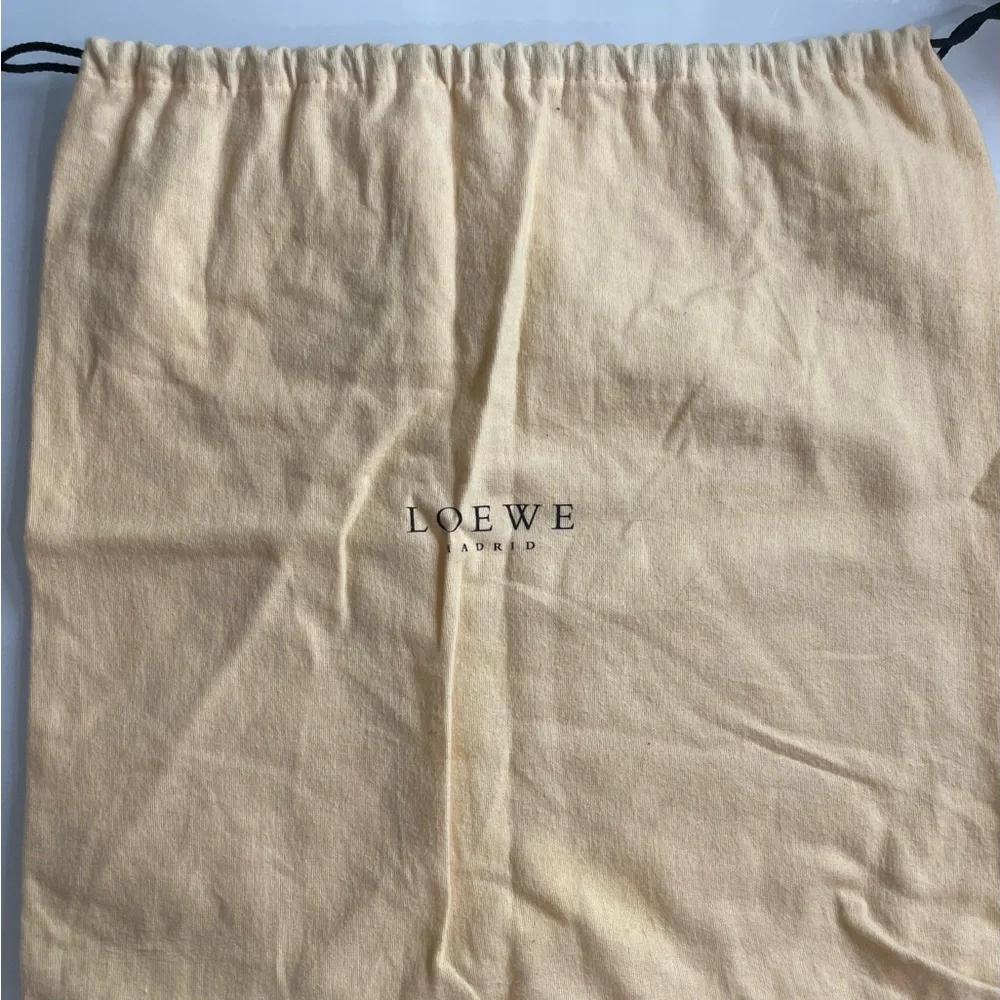 Loewe Beige Logo Dust Bag - Picture 8 of 9